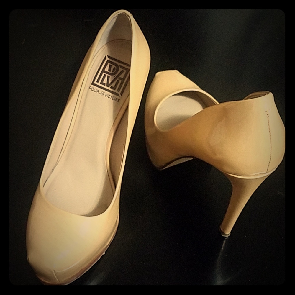 Shoes - Pour La Victoire Pumps - Tan